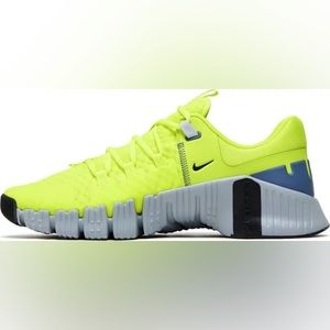 Nike Free Metcon 5 - Volt Wolf Grey - NWOT